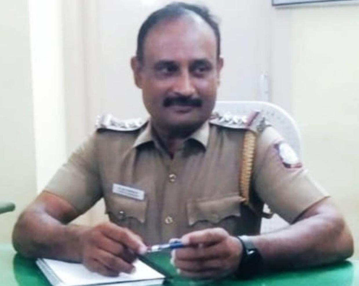 அரசு வேலை, போலி பணி நியமன ஆணை வழங்கி ரூ.1.47 கோடி மோசடி - இன்ஸ்பெக்டர் மீது அதிரடி நடவடிக்கை - apcnewstamil.com