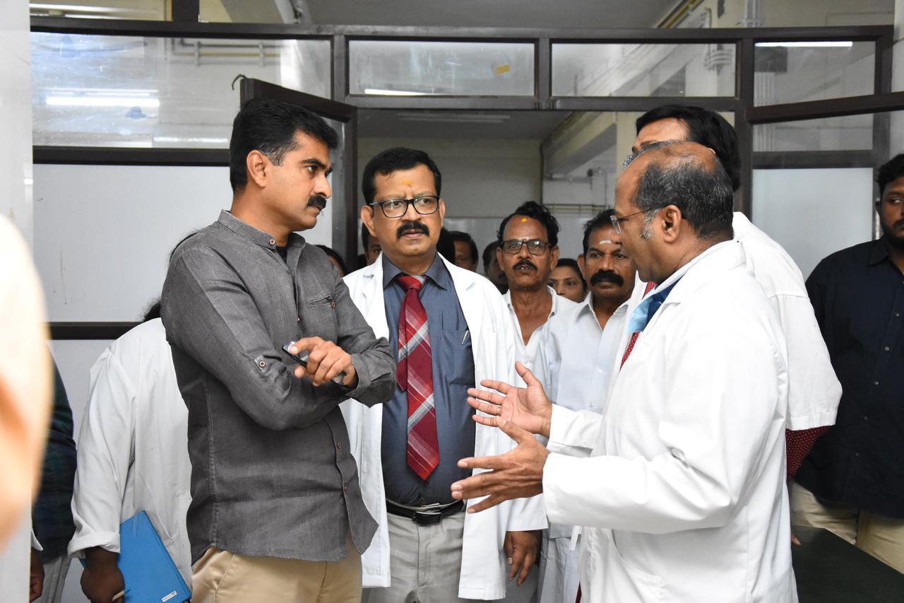 இருதய நோயாளிகளின் எண்ணிக்கைக்கு தகுந்த கட்டமைப்பு வசதிகள் வேண்டும் - துரை வைகோவிடம் நோயாளிகள் கோரிக்கை