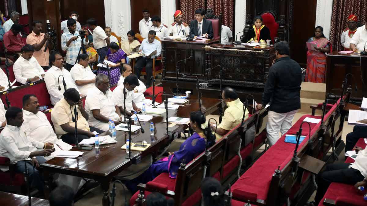 சென்னையில் உள்ள அம்மா அரங்கம் மற்றும் சர்.பிட்டி தியாகராய அரங்கங்களை தனியாருக்கு குத்தகை விட தீர்மானம்