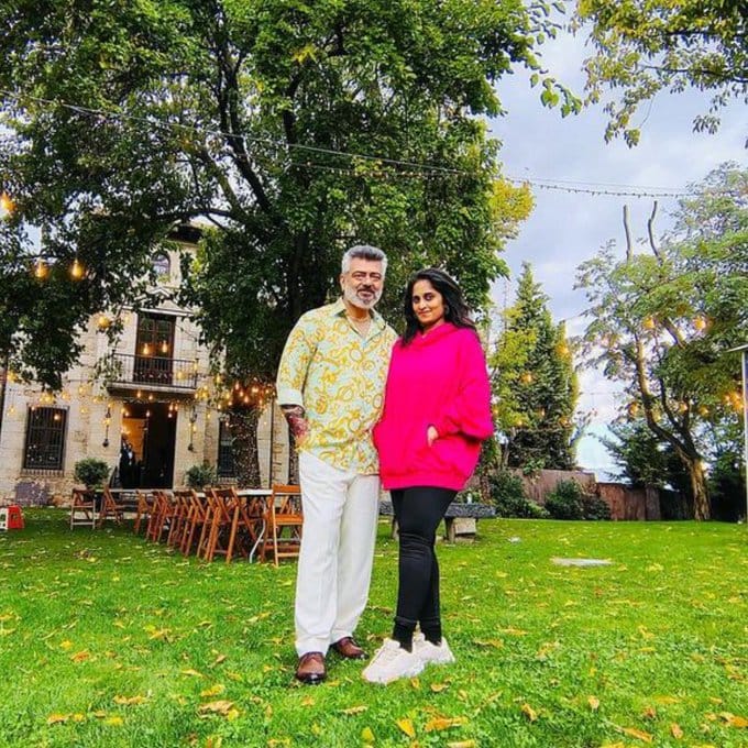 அஜித்தின் லேட்டஸ்ட் செல்ஃபி வீடியோ இணையத்தில் வைரல்!