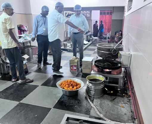 கோவையில் உணவுப் பாதுகாப்புத்துறை அதிகாரிகள் அதிரடி ஆய்வு