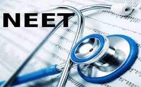 நீட் தேர்வில் போலி சான்றிதழை தயாரித்தது யார் ?  அப்பா மகனிடம்  போலீசார் தீவிர விசாரணை…!