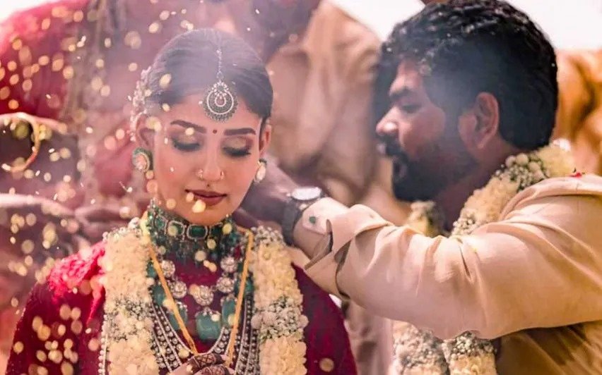 தனுஷின் பழிவாங்கும் நடவடிக்கையால் நானும் என் கணவனும் பாதிக்கப்பட்டுள்ளோம்.... நயன்தாரா குற்றச்சாட்டு!