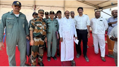 விமான சாகச நிகழ்ச்சி ஏற்பாடுகளை பொதுப்பணித்துறை அமைச்சர் எ.வ.வேலு ஆய்வு