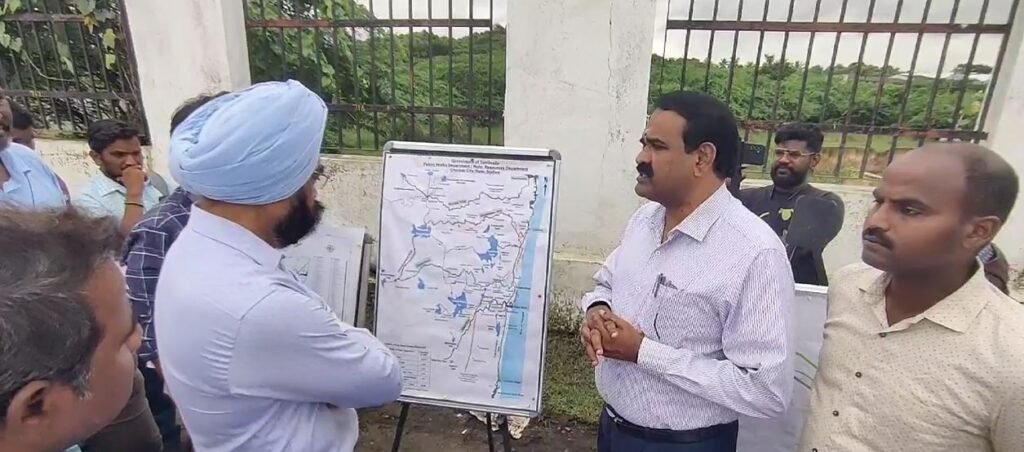 வடகிழக்கு பருவமழை முன்னெச்சரிக்கை நடவடிக்கை - அடையாறு கால்வாயை ககன் தீப் சிங் பேடி ஆய்வு 