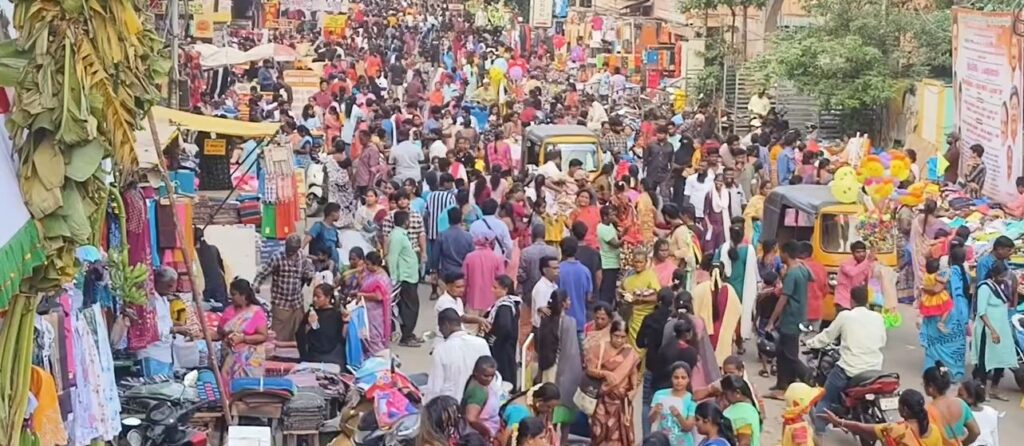 தீபாவளி ஷாப்பிங் ஸ்பாட் வண்ணாரப்பேட்டை - குவிந்த வாடிக்கையாளர்கள்