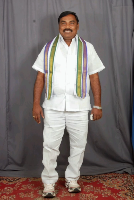 ஆந்திரா : முன்னாள் அமைச்சா்  மீது - பாலியல் தொல்லை மற்றும் 90 லட்சம் பண மோசடி புகாா்.