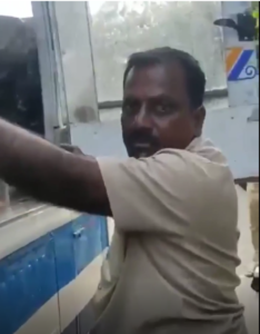 பஸ் டிரைவரே பயணியின் நகையை திருடியதால் பரபரப்பு