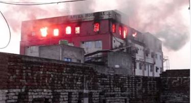 உ.பி. மருத்துவக் கல்லூரியில் தீ விபத்து - 10 குழந்தைகள் பலி ...பெற்றோர்கள் போராட்டம்