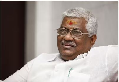 டிரவல்ஸ் துறையின் முன்னோடி காலமானார் 