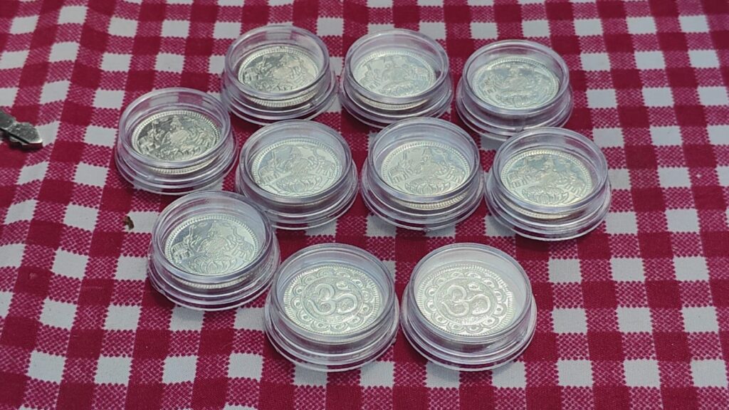 பட்டாசு தொழிலாளரின் வாழ்வாதாரம் உயர ”தீபாவளி பட்டாசு பரிசு மழை“ ! 