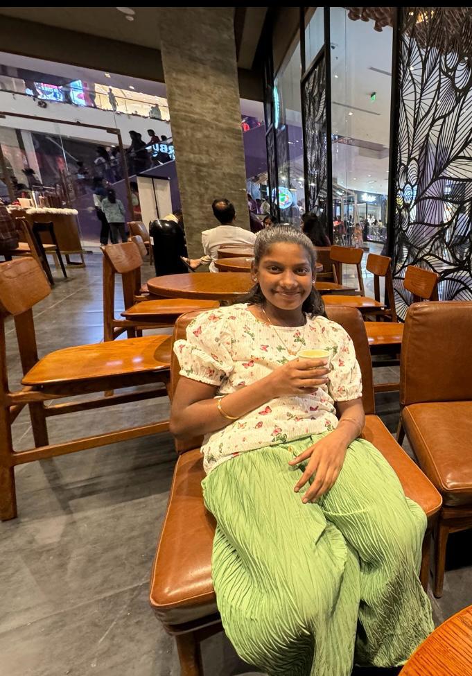 வீட்டு வேலைக்கு வந்த  சிறுமி ரத்த காயங்களுடன்  பிணமாக கிடந்தாா் – வீட்டின் உரிமையாளா் கணவன் மனைவி  கைது.
