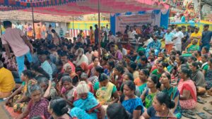 சாதி சான்றிதழ் வழங்கவில்லை என்றால் எங்களுக்கு படிப்பே வேண்டாம் - போராடும் மாணவர்கள்