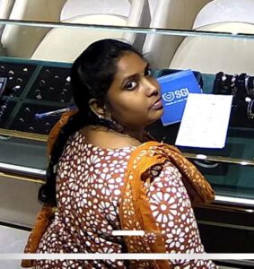 நகைகடையில் 6 லட்சம் மதிப்பிலான நகைகள் மாயம் –  ஊழியா் மீது புகாா்