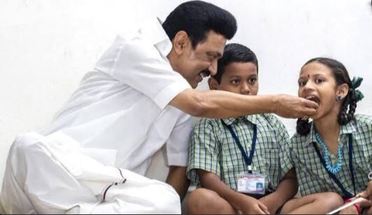 நமது கனவுகளைக் குழந்தைகள் மேல் ஏற்றாமல், அவர்களது கனவுகள் ஈடேறத் துணை நிற்போம்! - மு.க.ஸ்டாலின்