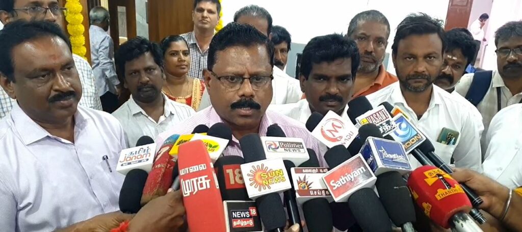 திருவொற்றியூர் பள்ளி வாயு கசிவு விவகாரம்  : நவ -13ல் பள்ளி திறக்க நடவடிக்கை - வருவாய் கோட்டாட்சியர் இப்ராஹிம்