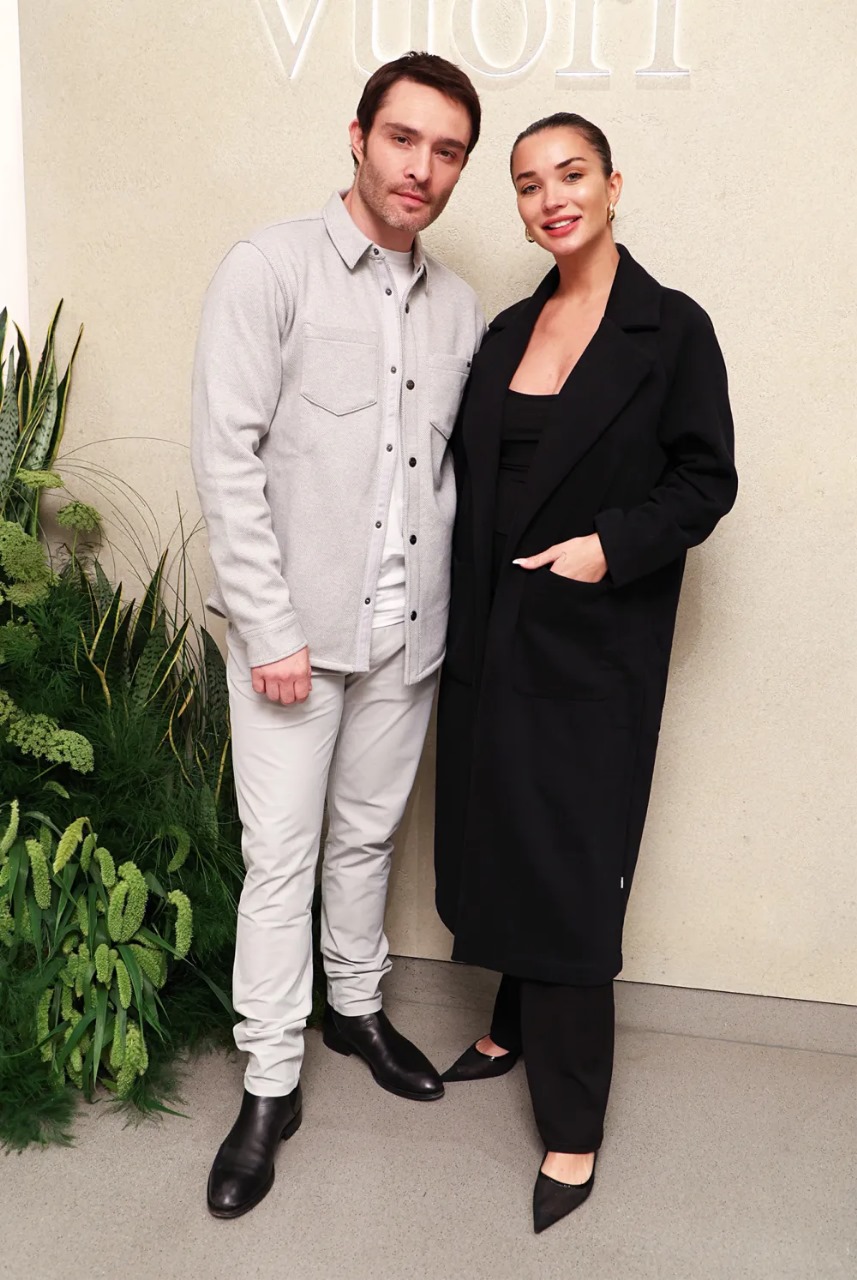 பிரக்னன்சி புகைப்படங்களை வெளியிட்ட எமி ஜாக்சன்.... திருமணத்திற்கு முன்பே கர்ப்பமா?