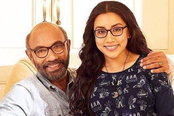 4 வருடங்களாக கோமாவில் இருக்கும் சத்யராஜின் மனைவி.... திவ்யா வெளியிட்ட பதிவினால் அதிர்ச்சி!