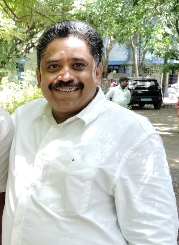 விமர்சனம் இல்லை என்றால் சிறிய படங்கள் காணாமல் போய்விடும்.... இயக்குனர் சீனு ராமசாமி பேச்சு!