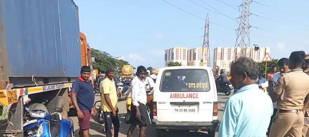 ஒரே சாலையில் வெவ்வேறு இடங்களில் நடந்த விபத்தில் தந்தை மகன் உட்பட ஒரே நாளில் நான்கு பேர் உயிரிழப்பு.