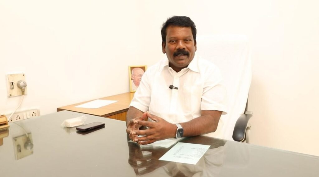 ”மக்களுக்கு சேவை செய்வது தான் கிறிஸ்தவ சமுதாயத்தின் முதன்மை நோக்கம்” - கிறிஸ்துமஸ் வாழ்த்து தெரிவித்த செல்வப்பெருந்தகை