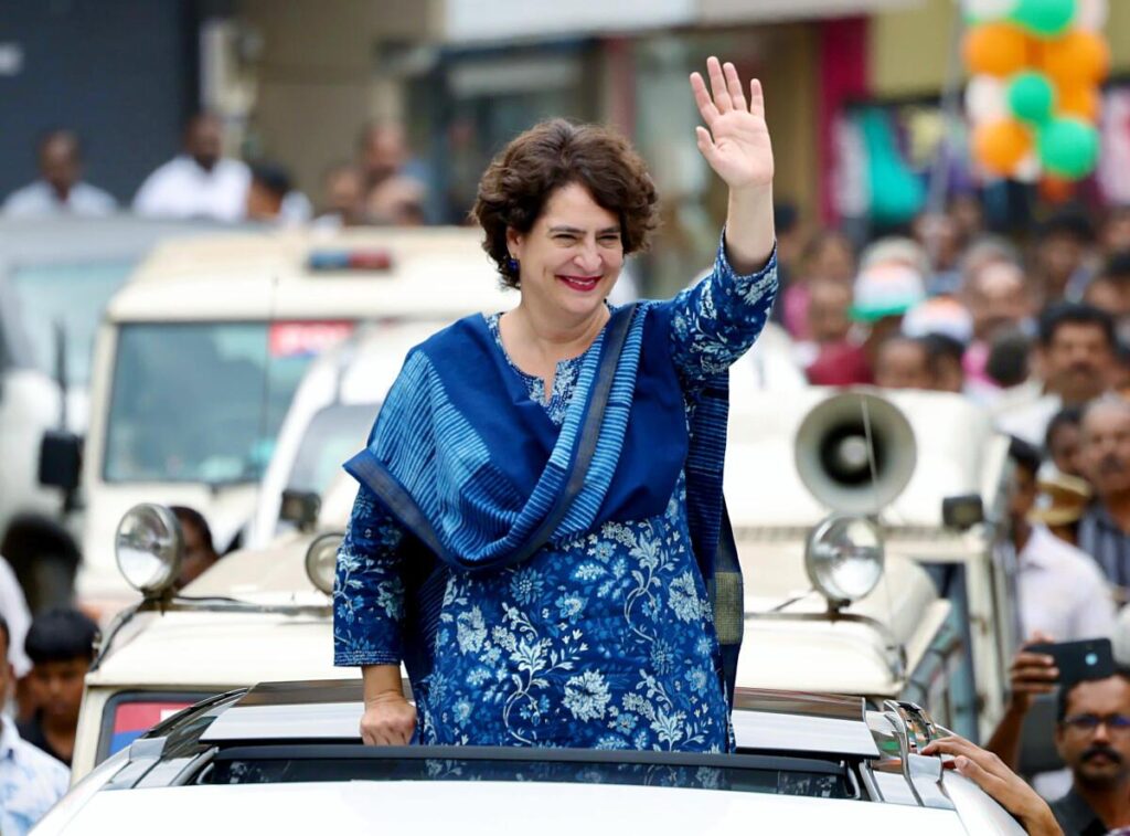 நமது போராட்டம் மக்களின் உரிமைகளை பலவீனப்படுத்தும் சக்திகளுக்கு எதிரானது - காங்கிரஸ் எம்.பி., பிரியங்கா 