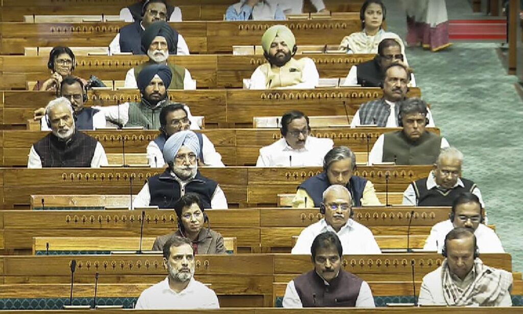  தமிழ்நாட்டுக்கு ரூ.2,000 கோடியை உடனே வழங்க வேண்டும் ! நாடாளுமன்றத்தில் திமுக, காங். எம்பிக்கள் வலியுறுத்தல்!