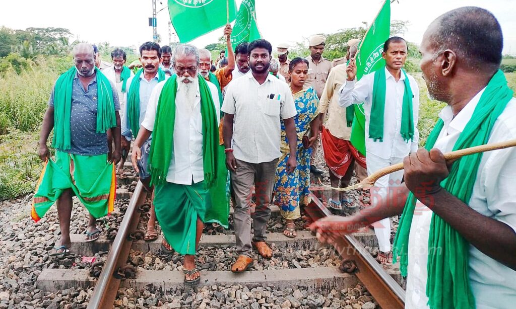 பாஜக மோடி அரசை கண்டித்து போராட்டத்தில் ஈடுபட முயன்ற விவசாயிகள் – கைது