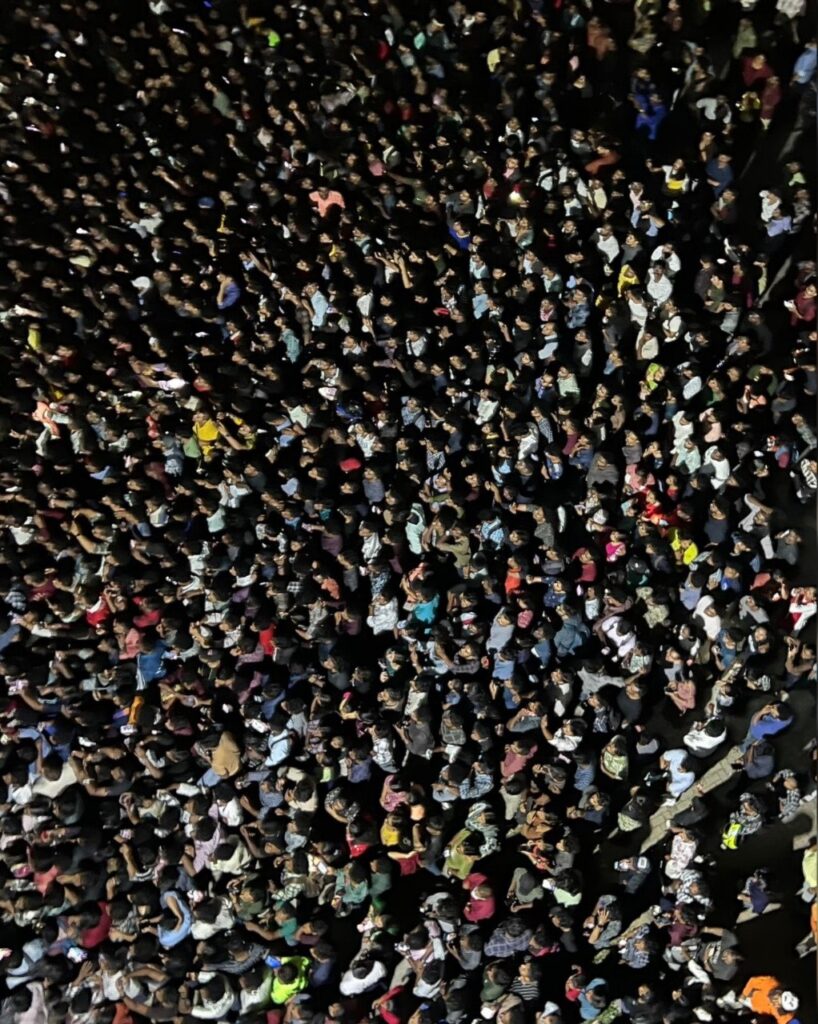 நடிகரின் பிம்பமாக மாறும் ரசிகன் .... நல்லதா? கெட்டதா?