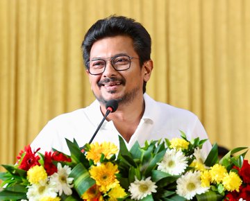 சர்வதேச அளவிலான ICC பாடத்திட்டம் எம் சி சி பள்ளி கோரிக்கை - முன்னாள் மாணவர் சங்கத்தின் தலைவர் ஸ்ரீதர் வாண்டையார்