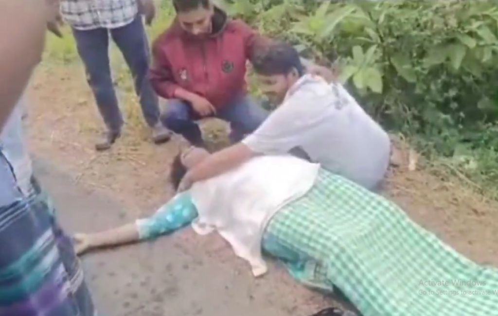 ஆந்திராவில் கால்வாயில் கார் கவிழ்ந்து தாய் இரண்டு மகன்கள் பலி…!