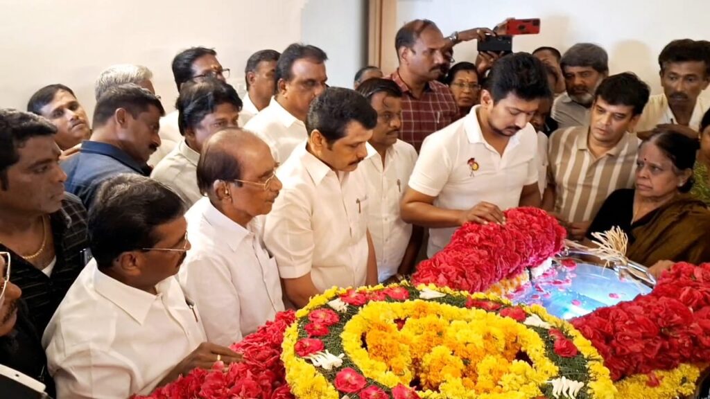 முன்னாள் திமுக எம்.பி  இரா.மோகன் உடலுக்கு துணை முதல்வர் உதயநிதி ஸ்டாலின் அஞ்சலி…