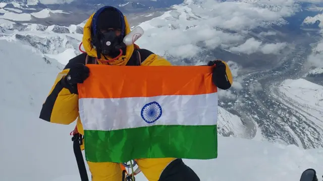 எவரெஸ்ட் சிகரத்தை அடைந்த முதல் தமிழ் பெண்மணிக்கு வாழ்த்துகள் - அமைச்சர் தங்கம் தென்னரசு