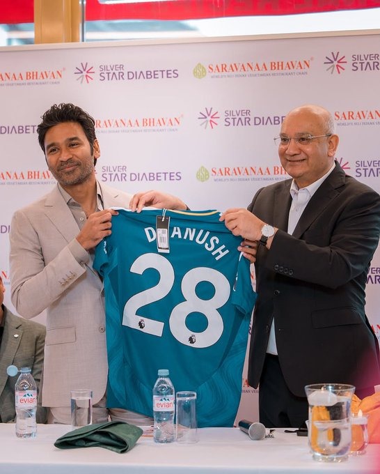 நடிகர் தனுஷை காண திரண்டு வந்த லண்டன் மக்கள்..... வைரலாகும் வீடியோ!