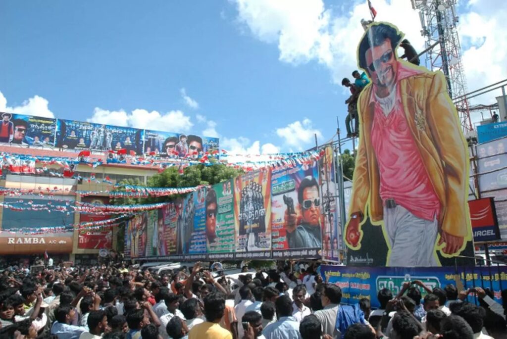 நடிகரின் பிம்பமாக மாறும் ரசிகன் .... நல்லதா? கெட்டதா?