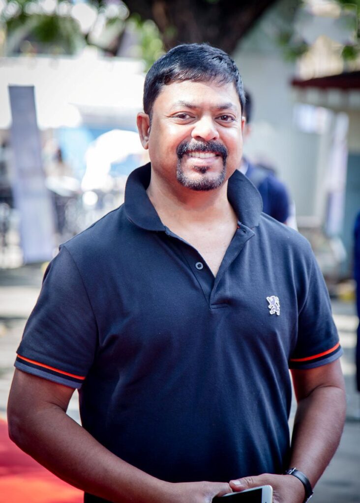 பெண்களை மட்டும் அசிங்கப்படுத்தும் விஜய் சேதுபதி..... குற்றம்சாட்டிய ஜேம்ஸ் வசந்தன்!