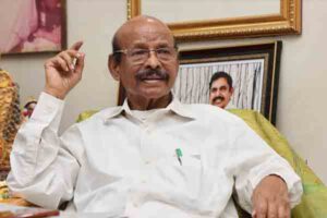 இரட்டை இலை சின்னத்தை யாராலும் முடக்க முடியாது- முன்னாள் அமைச்சர் பொன்னையன் பேட்டி