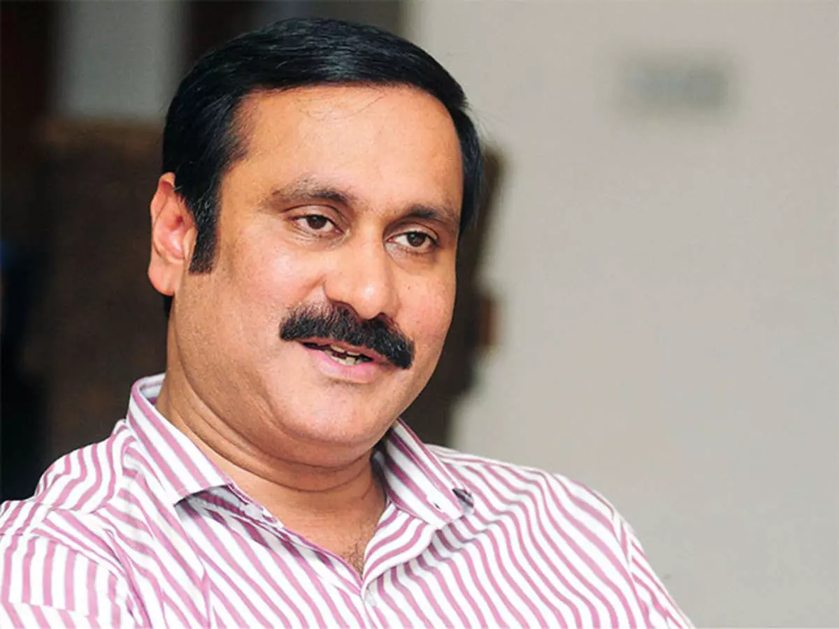 ஜல்லிக்கட்டு போட்டிகளில் வெல்லும் காளைகள், வீரர்களுக்கு  டிராக்டர் பரிசு வரவேற்கத்தக்கது - மருத்துவர் அன்புமணி ராமதாஸ்