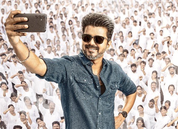 'ஜனநாயகன்' ஷூட்டிங் ஸ்பாட்டில் விஜய்.... TVK என கத்திய ரசிகர்கள்!