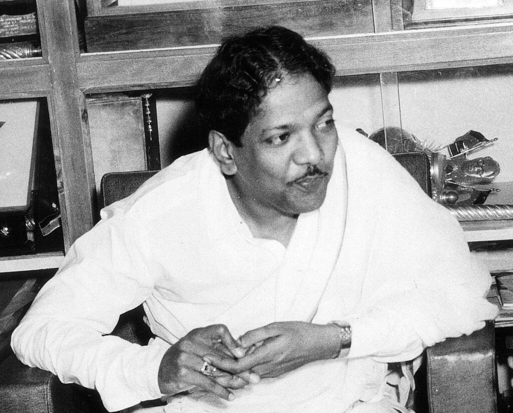 பல்வேறு கஷ்டங்களை அனுபவித்த பின்னர் தான் கலைஞர், எம்ஜிஆர் ஆட்சிக்கு வந்தார்கள் - நடிகர் சிவக்குமார்