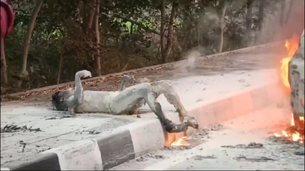 ஐதராபாத்தில் கார் எரிந்து இருவர் உயிரிழப்பு - விசாரணையில் திடுக்கிடும் தகவல்!