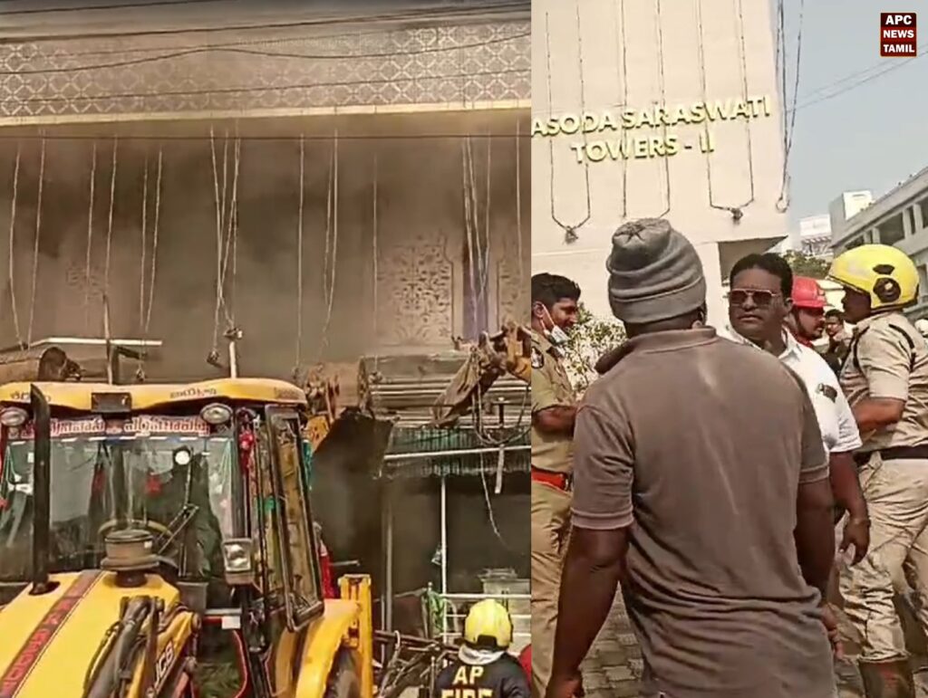 ஆந்திராவில் பிரபல ஷாப்பிங் மாலில் பயங்கர தீ விபத்து!