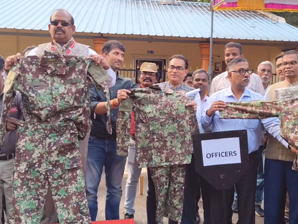 ஆவடியில் உற்பத்தி செய்யப்படும் ராணுவ உடைகள் வெளிநாட்டிற்கு ஏற்றுமதியா?