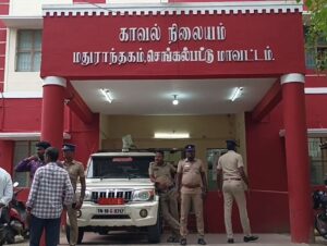 மதுராந்தகம் அருகே வீடு புகுந்து கொள்ளையடிக்க முயற்சி – ஏரியில் குதித்து சிக்கிய இருவர்!