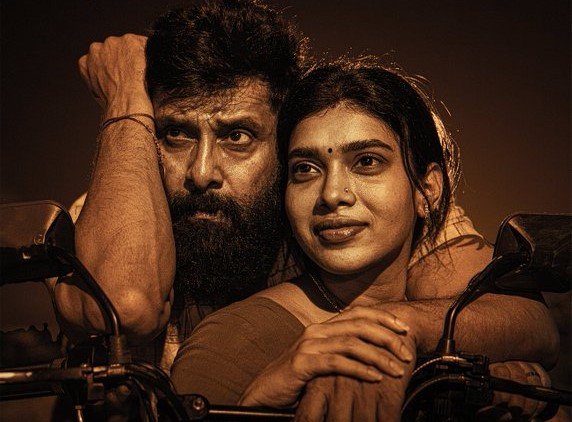 விக்ரமை தொடர்ந்து அதிரடி ஹீரோவுடன் ஜோடி சேரும் துஷாரா!