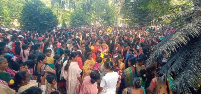 பெண்கள் மட்டுமே பங்கேற்ற காணும் பொங்கல் விழா... ஆடல்-பாடல் என பெண்கள் உற்சாக கொண்டாட்டம்..