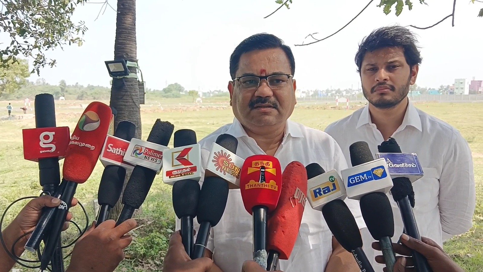 ஆவடியில் போலி ஆவணங்கள் தயாரிப்பவர்கள் அதிகரிப்பு - காங் - விவசாயப் பிரிவு மாநில தலைவர்
