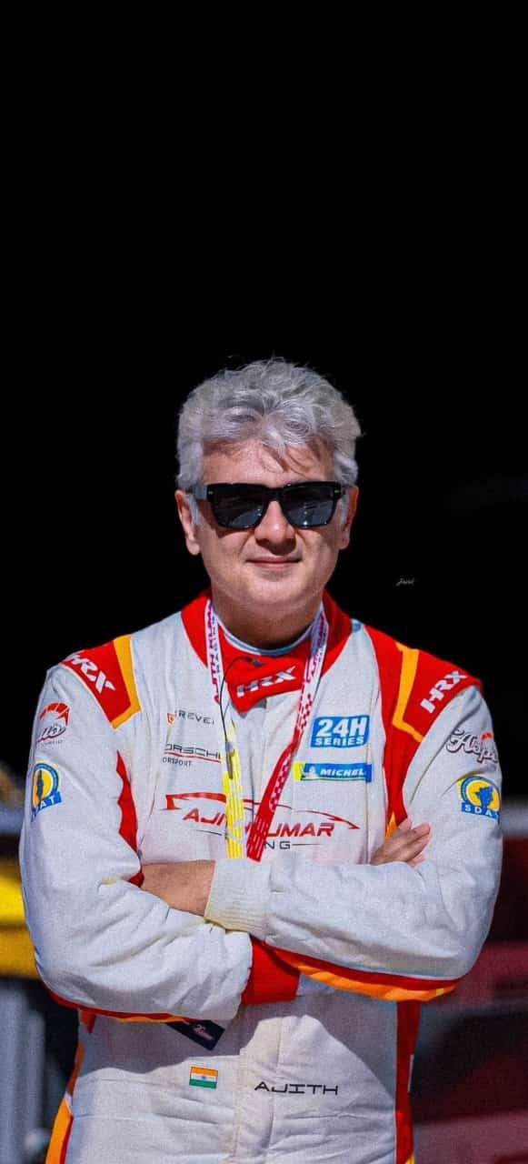 ரேஸிங்கில் வெற்றி பெற்ற அஜித்..... திரைப்பிரபலங்கள் வாழ்த்து!
