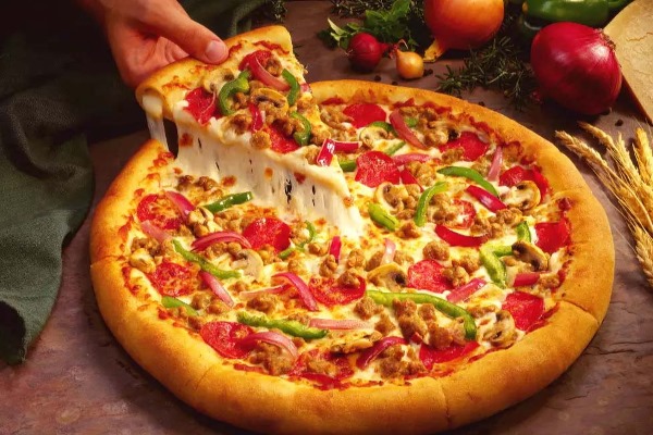 பீட்சா சாப்பிடுவதால் ஏற்படும் நன்மைகளும் தீமைகளும்!