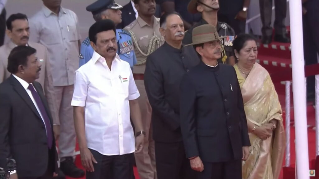 76வது குடியரசு தினம் : தேசியக் கொடியை ஏற்றினார் ஆளுநர் ஆர்.என்.ரவி..